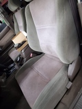 80 Series late manual seat